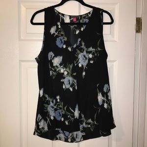 Vince Camuto Top